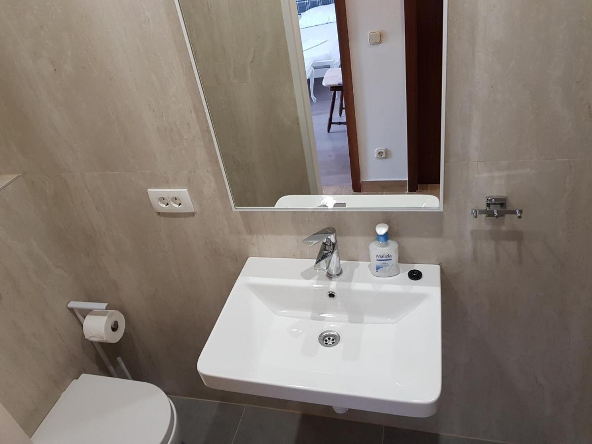 Apartman Figaro Pogled Od Milijun Dolara, 2 Tusa, 2 Wc Kaštela エクステリア 写真