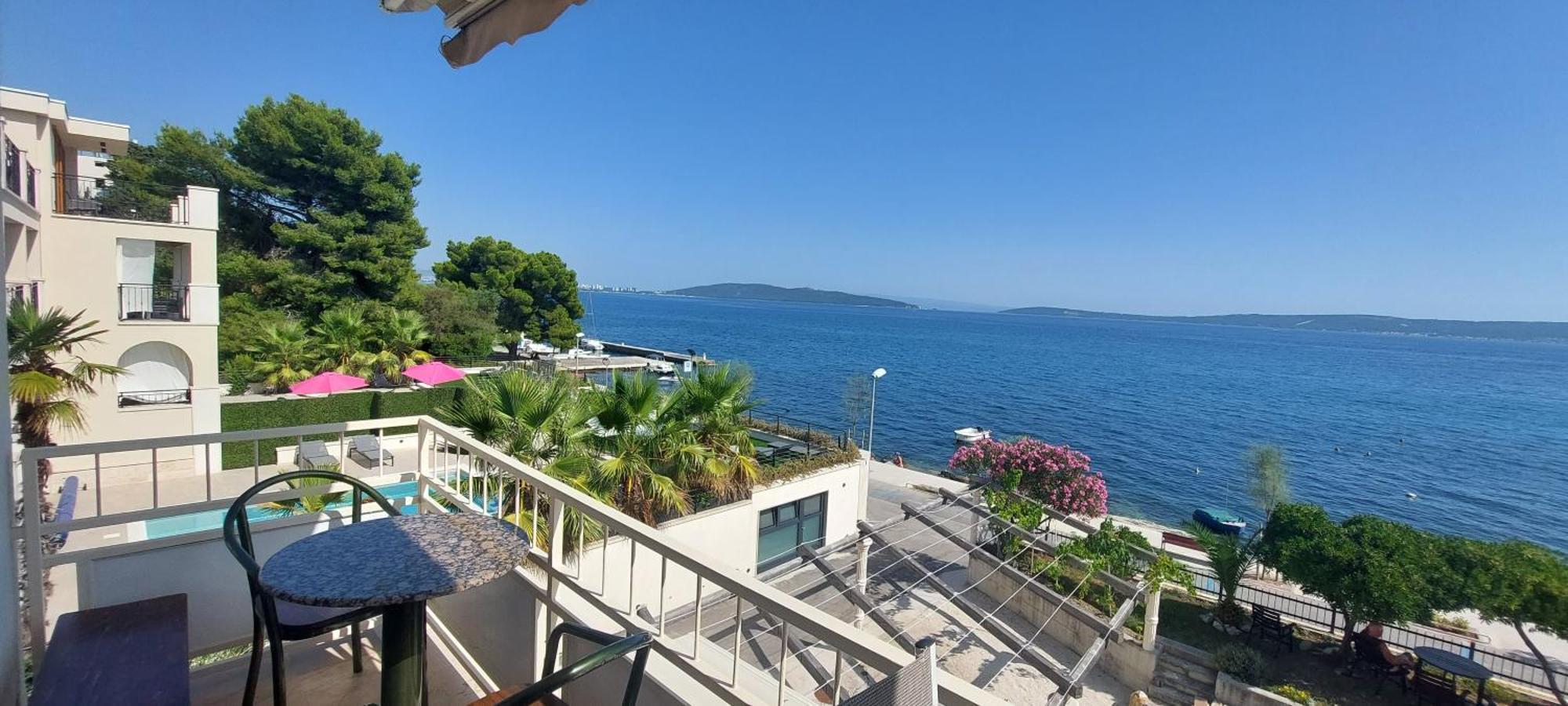 Apartman Figaro Pogled Od Milijun Dolara, 2 Tusa, 2 Wc Kaštela エクステリア 写真