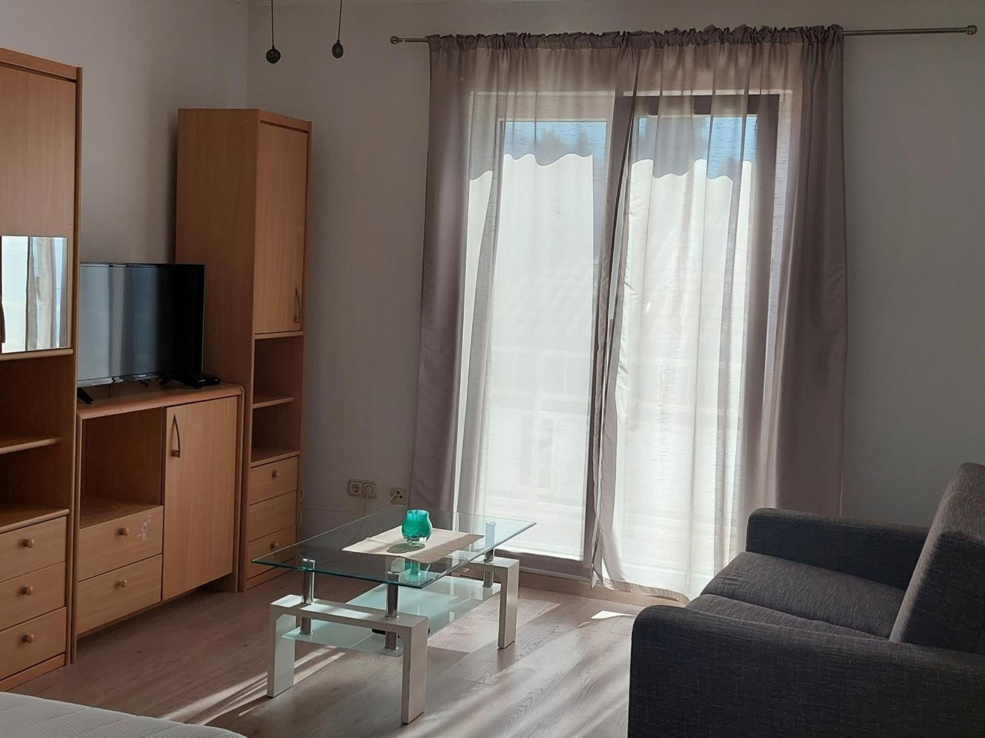 Apartman Figaro Pogled Od Milijun Dolara, 2 Tusa, 2 Wc Kaštela エクステリア 写真